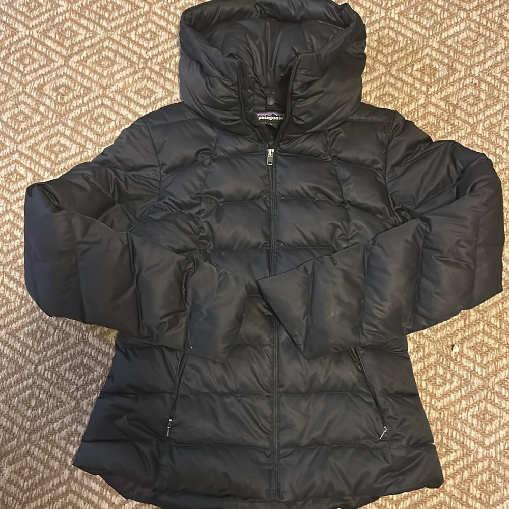 Black Down Women’s Patagonia Puffer Jacket, Excellent Condition, Size Small